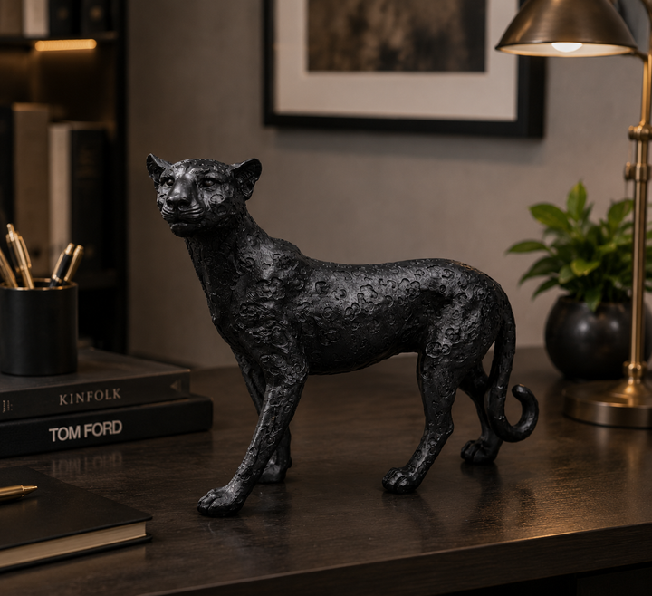 Tiger Sculpture
