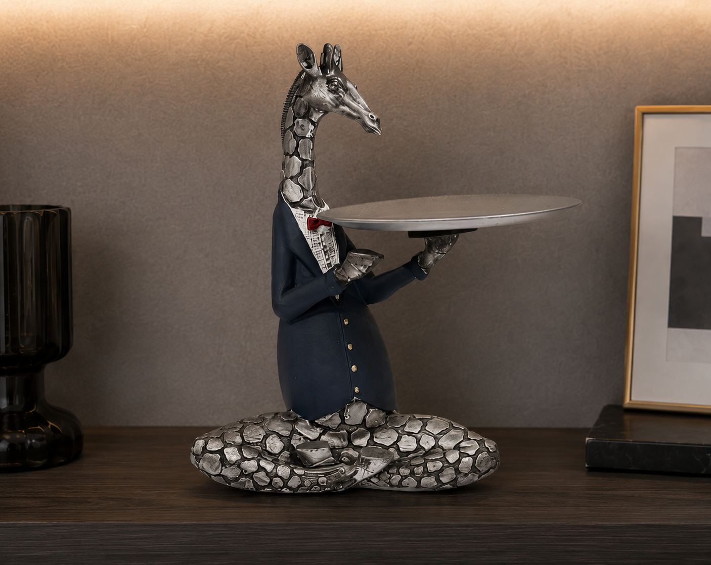 Giraffe Butler  Sculpture